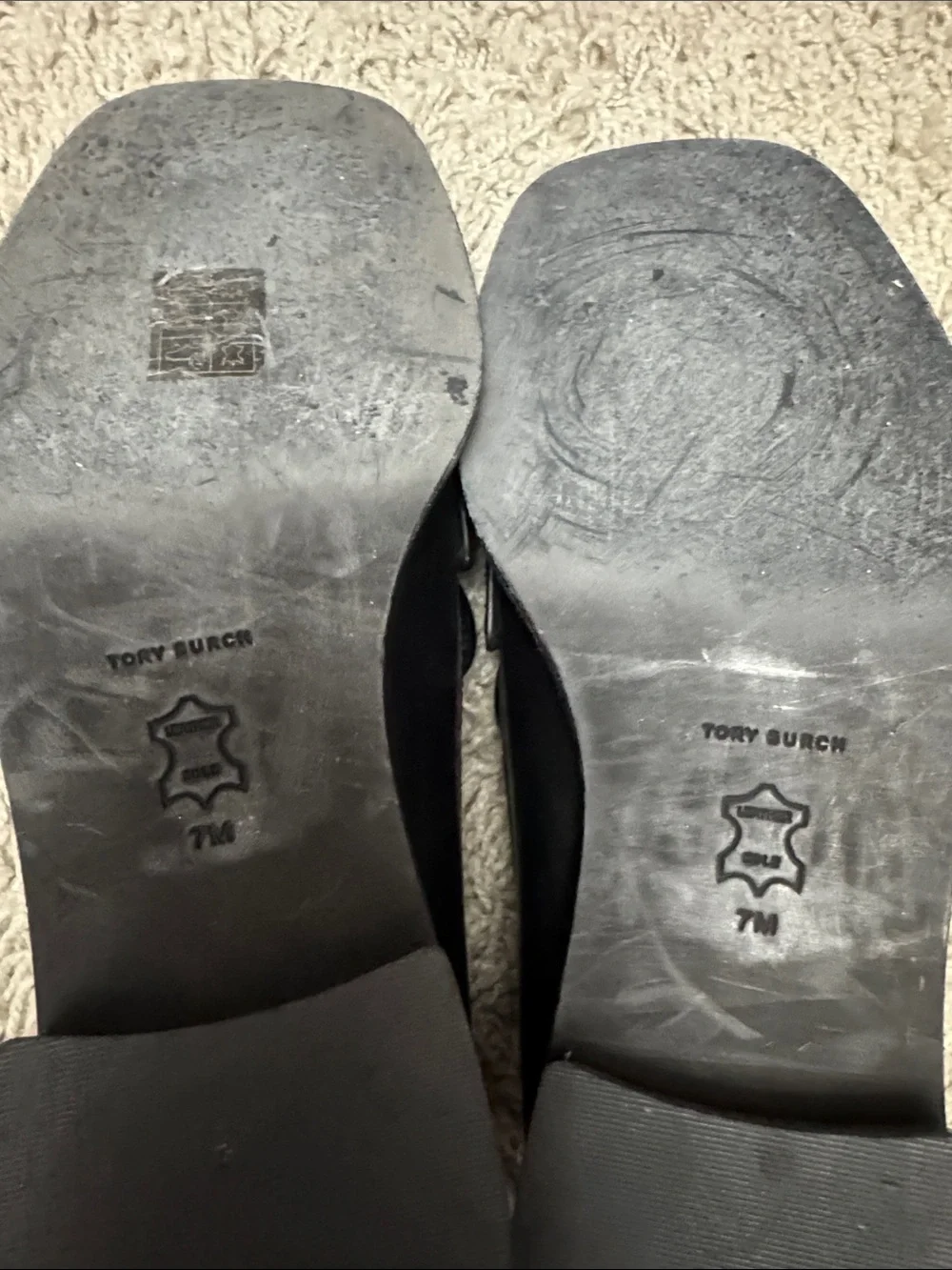 Tory Burch metal logo